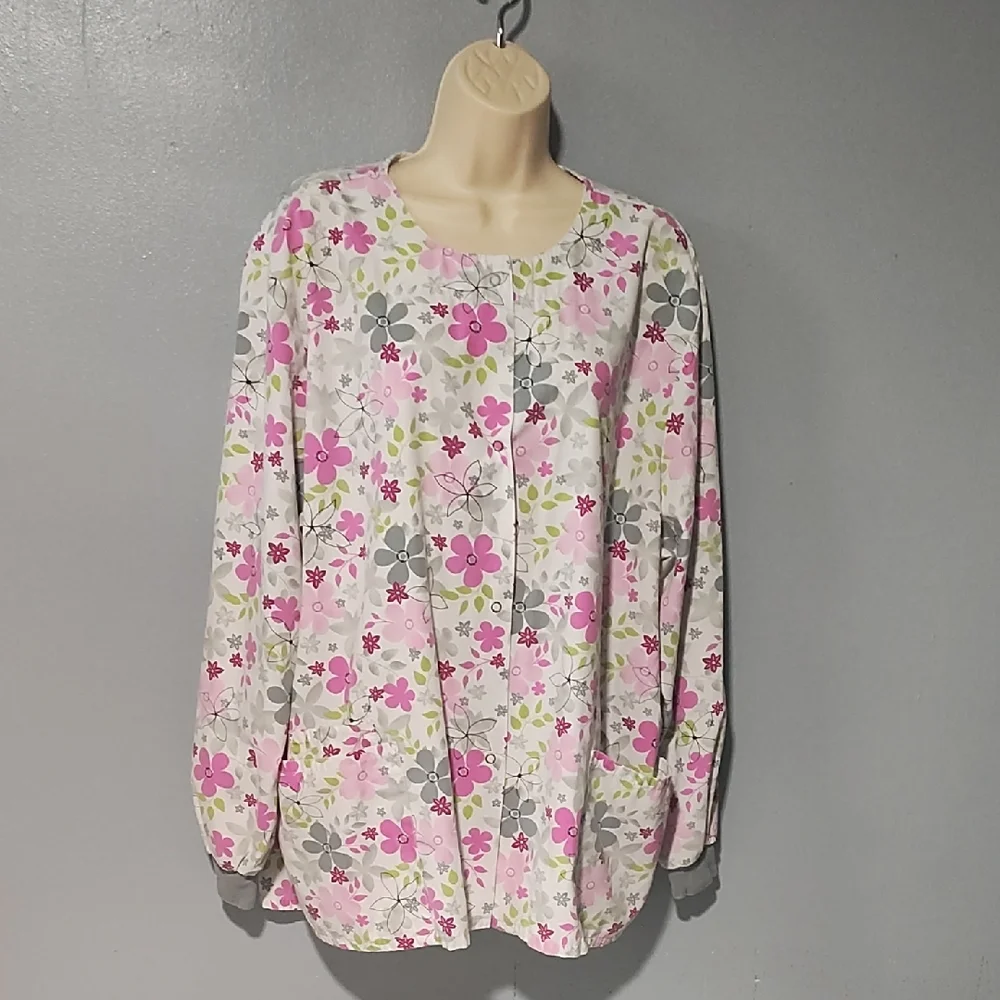 Floral Women's Nurses Scrub Jacket - Pink and Gray - Picture 6 of 17